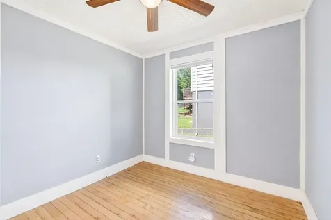 541 Hull Street Staunton VA 24401