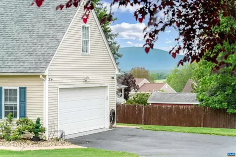 156 Pheasant Run Waynesboro VA 22980