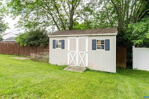 156 Pheasant Run Waynesboro VA 22980