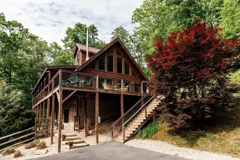 273 Caddis Lane Warm Springs VA 24484