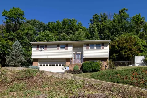 812 Coalter Street N Staunton VA 24401
