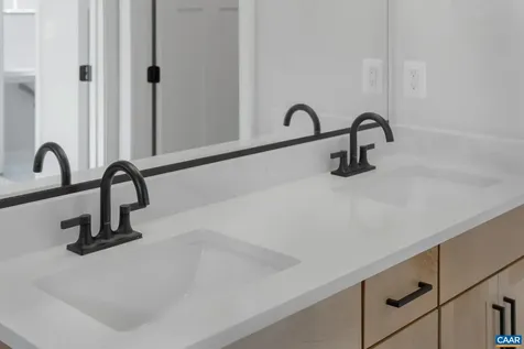 3048 Farrow Circle Charlottesville VA 22901