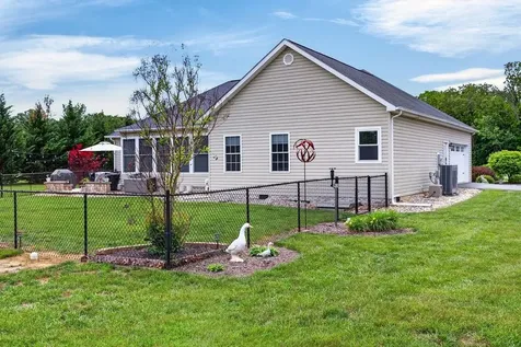 29 Kennedy Ridge Court Stuarts Draft VA 24477