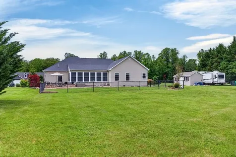29 Kennedy Ridge Court Stuarts Draft VA 24477