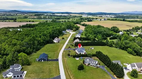 29 Kennedy Ridge Court Stuarts Draft VA 24477
