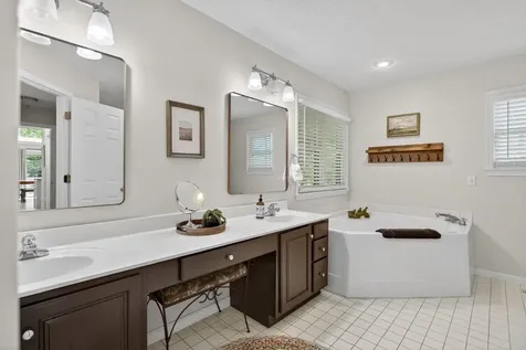 5109 Trevino Drive Mcgaheysville VA 22840