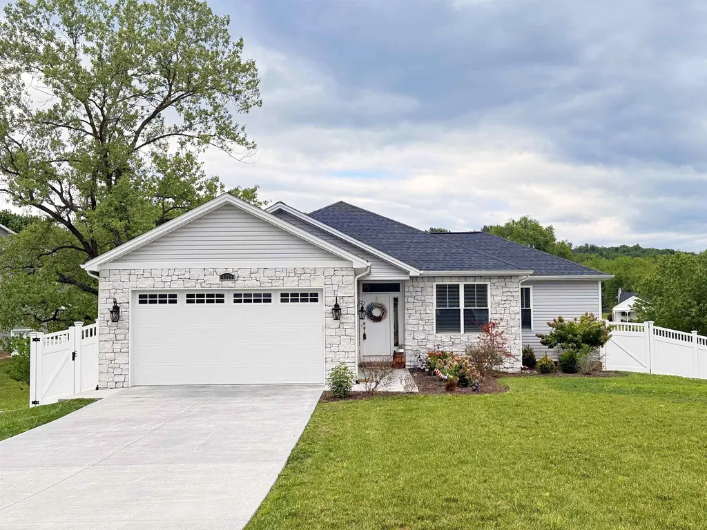 4329 Cotswold Court Rockingham VA 22802