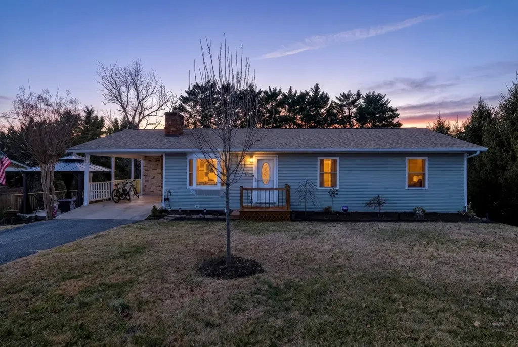 507 Barkman Avenue Elkton VA 22827