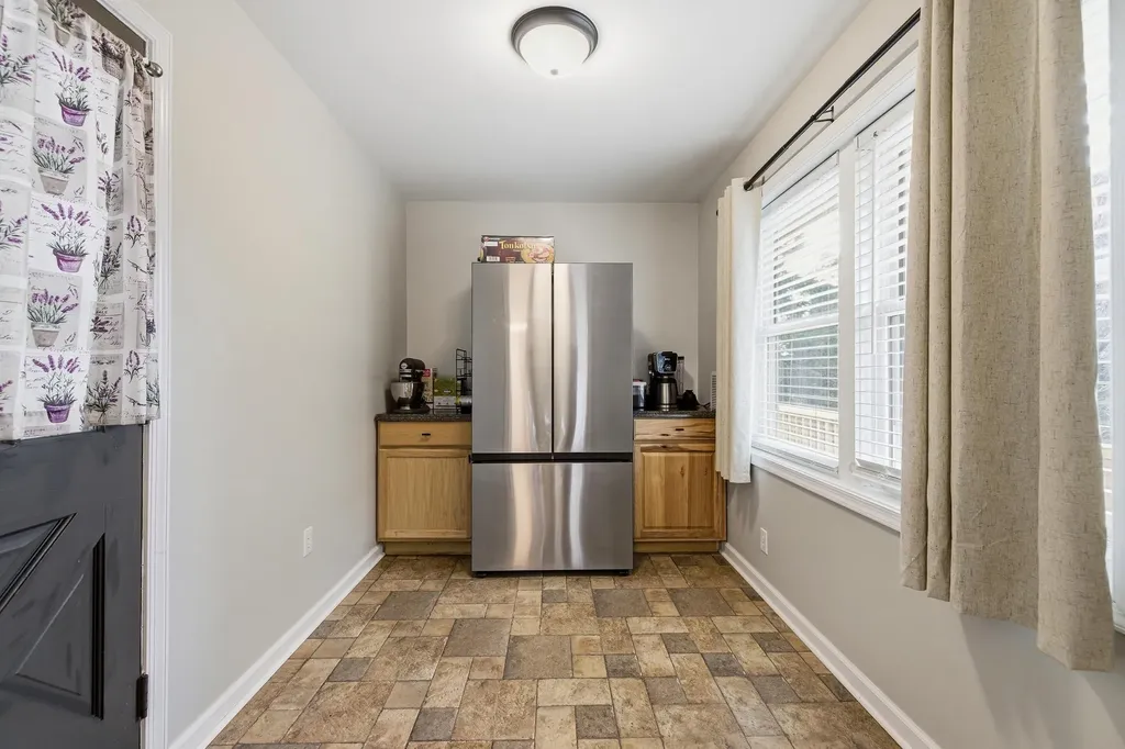 507 Barkman Avenue Elkton VA 22827