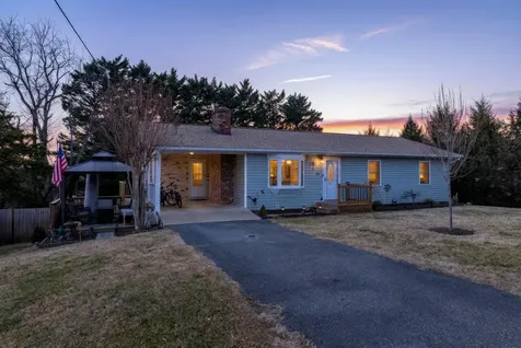 507 Barkman Avenue Elkton VA 22827