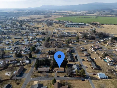 507 Barkman Avenue Elkton VA 22827