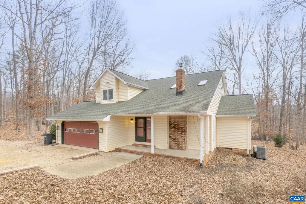 279 Deer Haven Lane Troy VA 22974