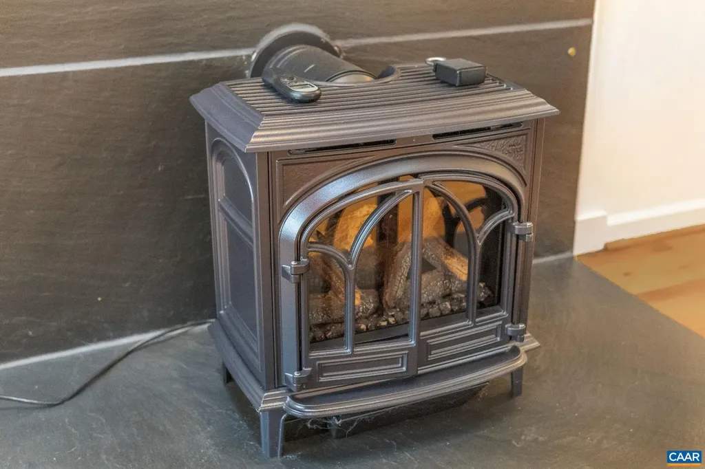 279 Deer Haven Lane Troy VA 22974