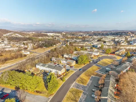 2386 Breckenridge Court Harrisonburg VA 22801