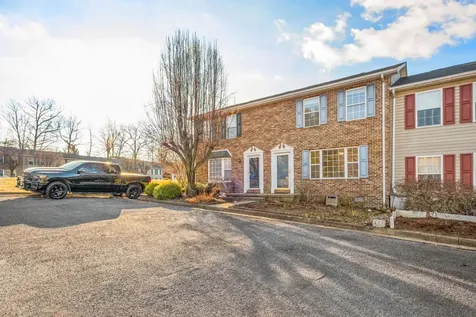 2386 Breckenridge Court Harrisonburg VA 22801