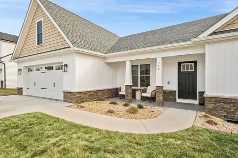142 Lindburgh Drive Waynesboro VA 22980