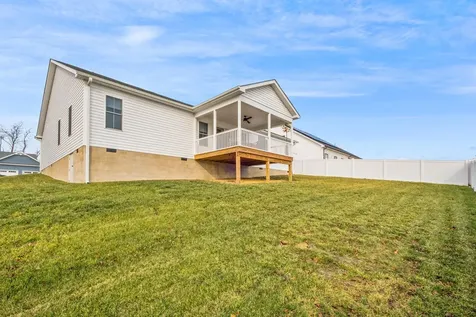 142 Lindburgh Drive Waynesboro VA 22980