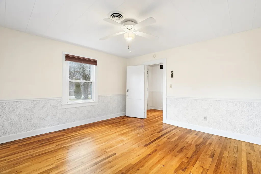 2193 Hankey Mountain Highway Churchville VA 24421