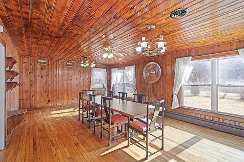 2193 Hankey Mountain Highway Churchville VA 24421