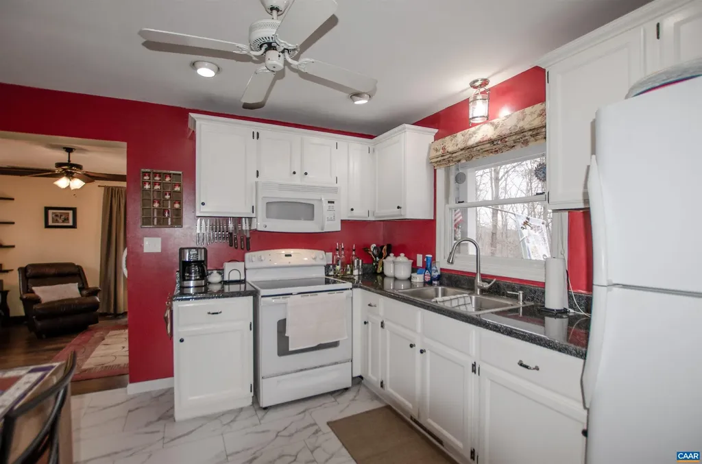 1709 Courthouse Road Palmyra VA 22963