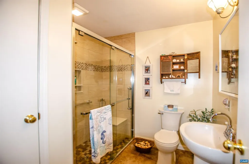 1709 Courthouse Road Palmyra VA 22963