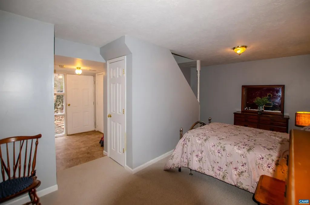 1709 Courthouse Road Palmyra VA 22963