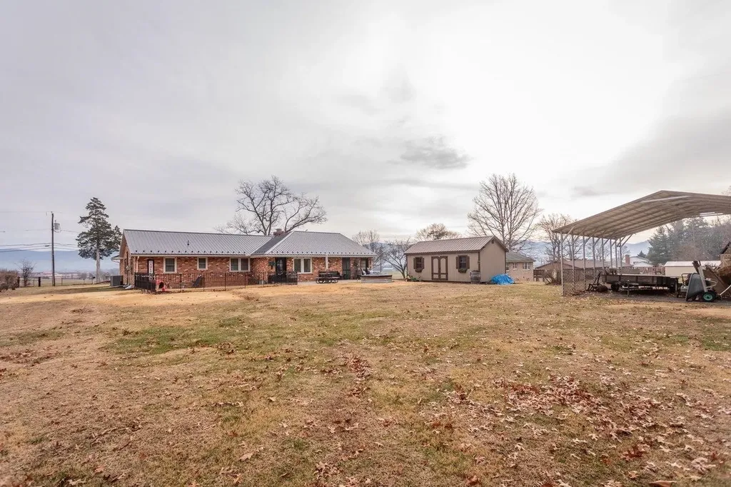 302 Honeysuckle Road Elkton VA 22827