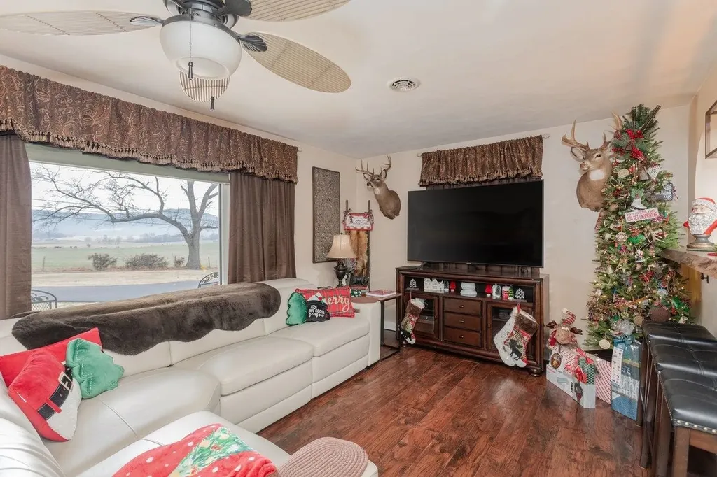 302 Honeysuckle Road Elkton VA 22827