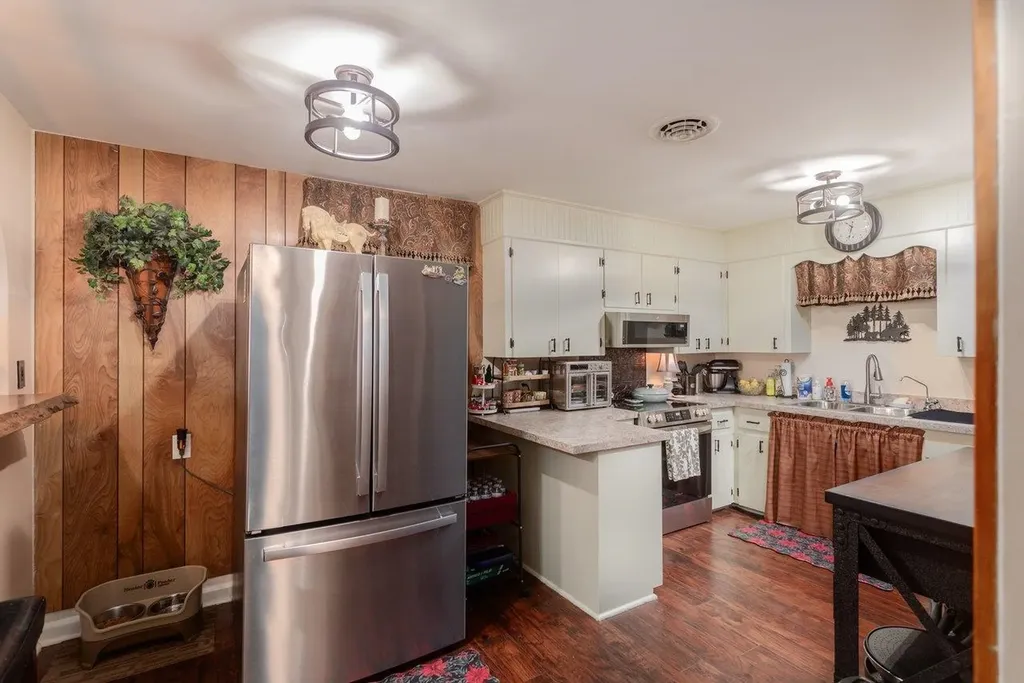 302 Honeysuckle Road Elkton VA 22827