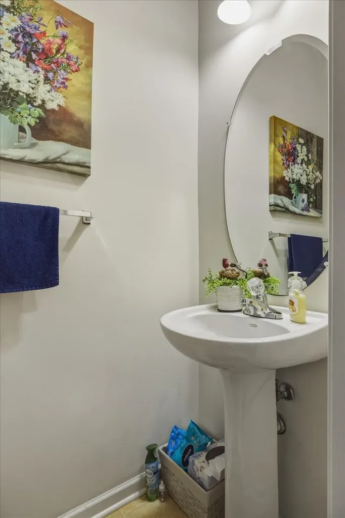 191 Eisenhower Drive Broadway VA 22815