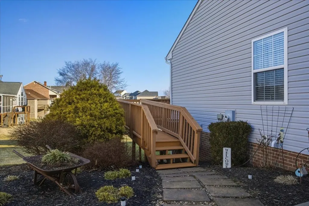 191 Eisenhower Drive Broadway VA 22815