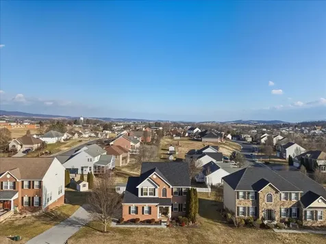 191 Eisenhower Drive Broadway VA 22815