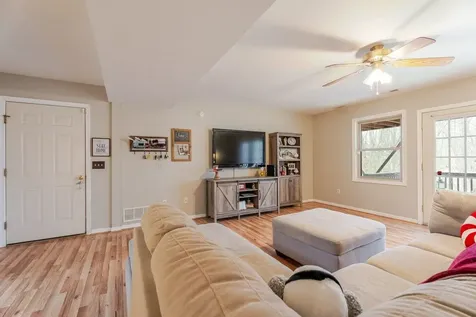 2760 Lanier Lane Mcgaheysville VA 22840