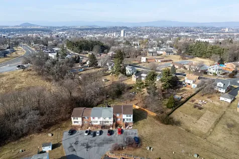 830 Vine Street Harrisonburg VA 22802