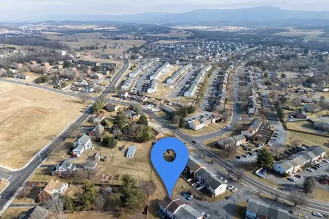 830 Vine Street Harrisonburg VA 22802