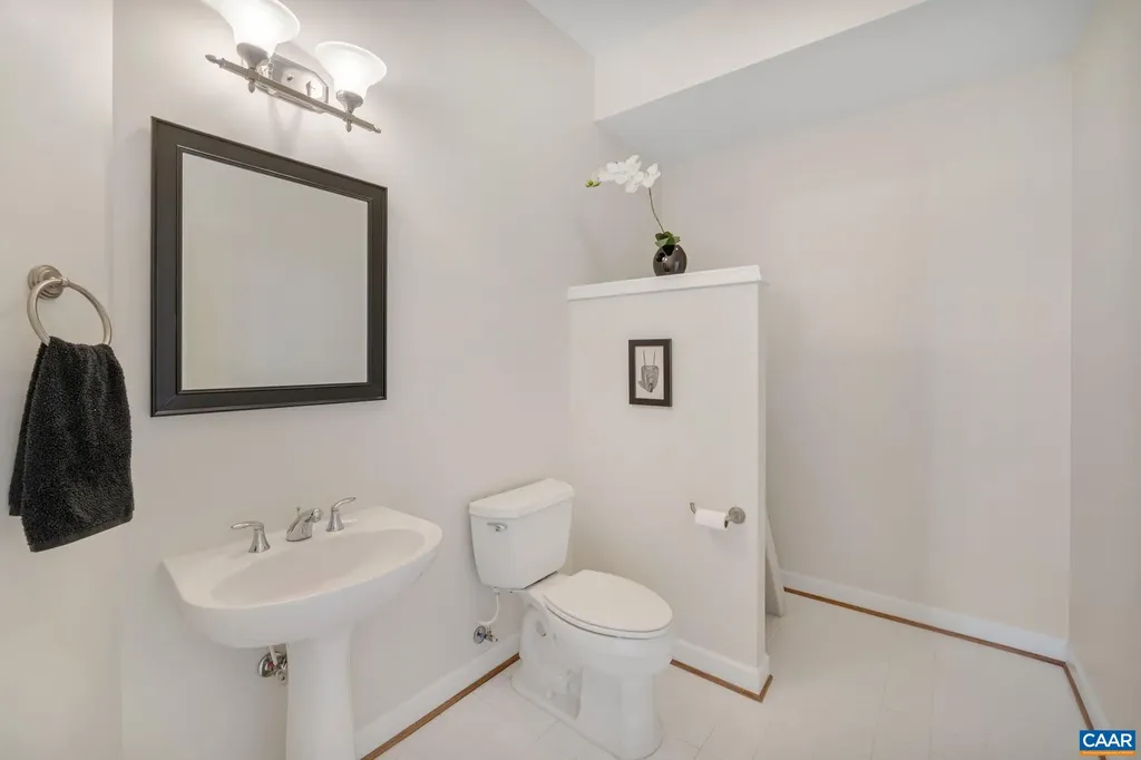 209 Timber Ridge Lane Zion Crossroads VA 22942