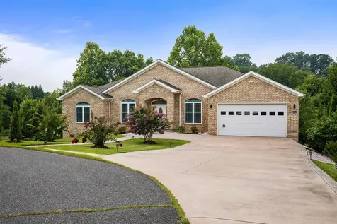4261 Ajax Court Rockingham VA 22801