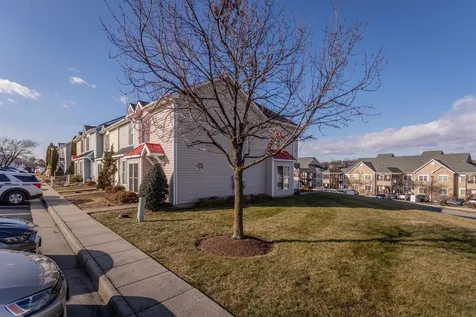 1138 Paul Revere Court Harrisonburg VA 22802