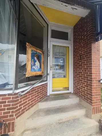 139 North Main Street Broadway VA 22815