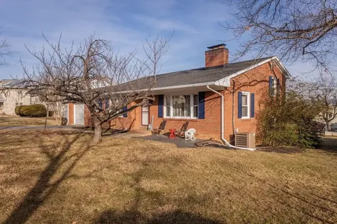 1068 College Avenue Harrisonburg VA 22802