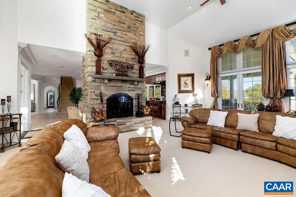 1310 Monocan Drive Nellysford VA 22958