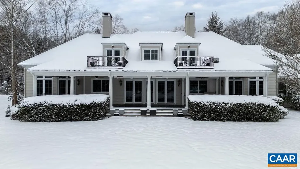 1310 Monocan Drive Nellysford VA 22958