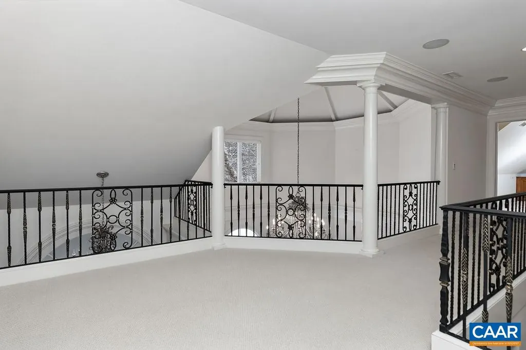 1310 Monocan Drive Nellysford VA 22958