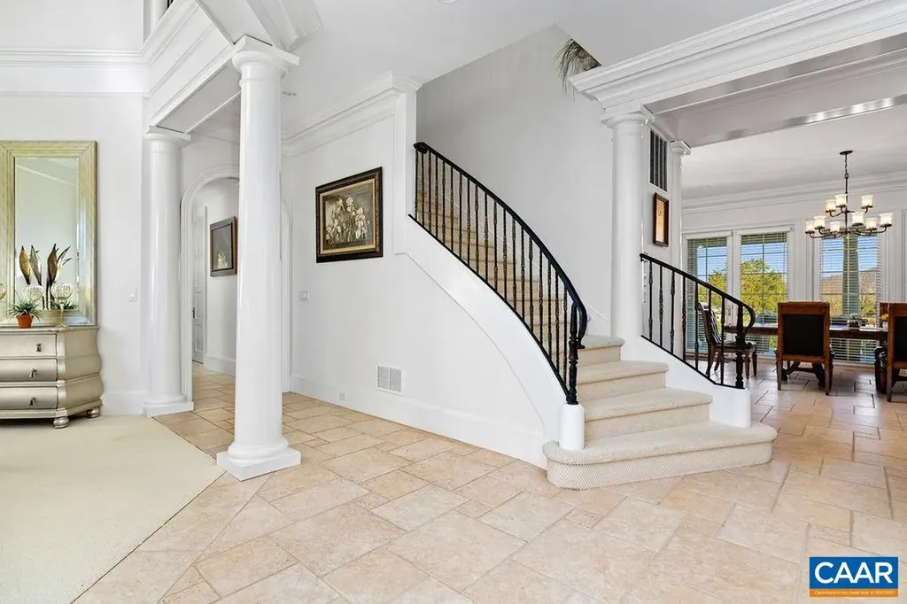 1310 Monocan Drive Nellysford VA 22958