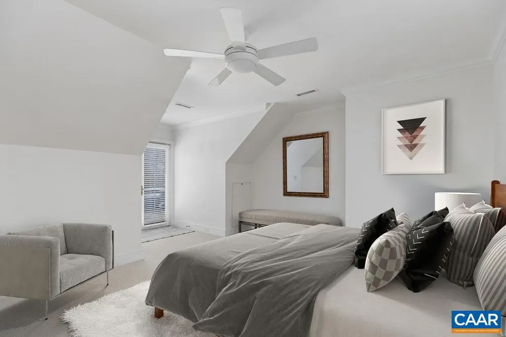 1310 Monocan Drive Nellysford VA 22958