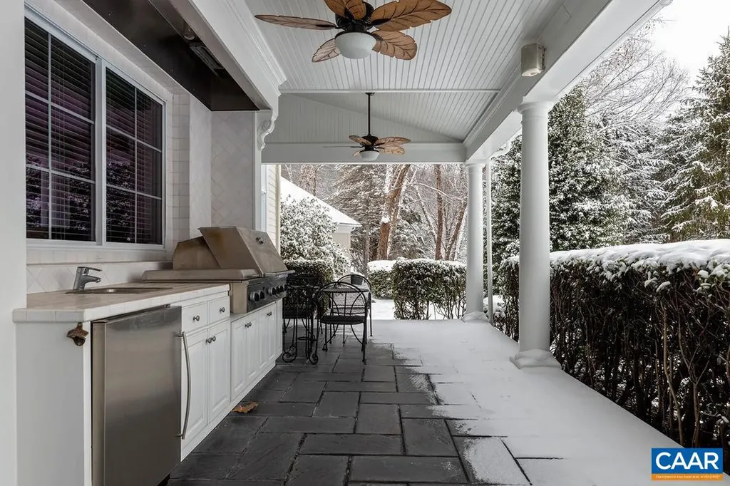 1310 Monocan Drive Nellysford VA 22958