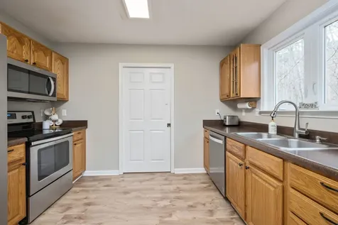2395 Hopkins Drive Mcgaheysville VA 22840