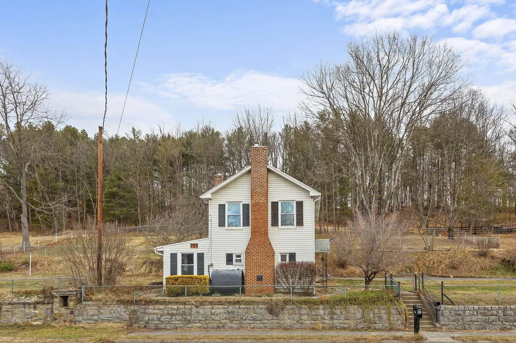 157 Buffalo Gap Highway Churchville VA 24421