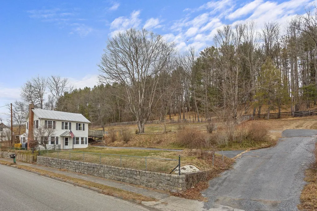 157 Buffalo Gap Highway Churchville VA 24421