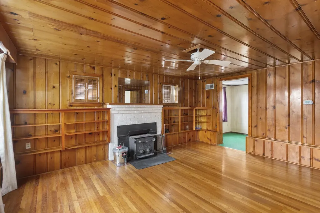 157 Buffalo Gap Highway Churchville VA 24421